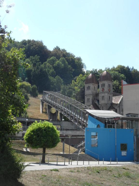 Hotel Gasthof Zum Engel - Gaestehaus Кюнцельзау Екстер'єр фото