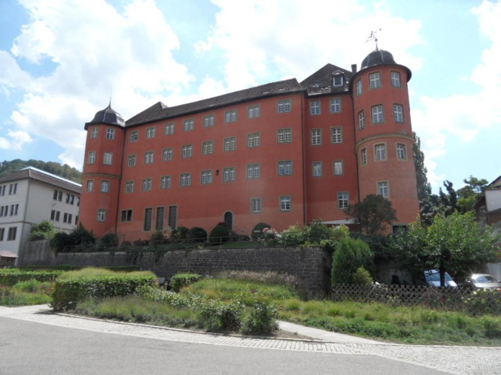 Hotel Gasthof Zum Engel - Gaestehaus Кюнцельзау Екстер'єр фото